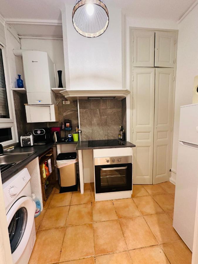 Appartement Lumineux Et Spacieux 2 Chambres Avec Parking Gratuit Dans La Rue Perpignan Exterior photo